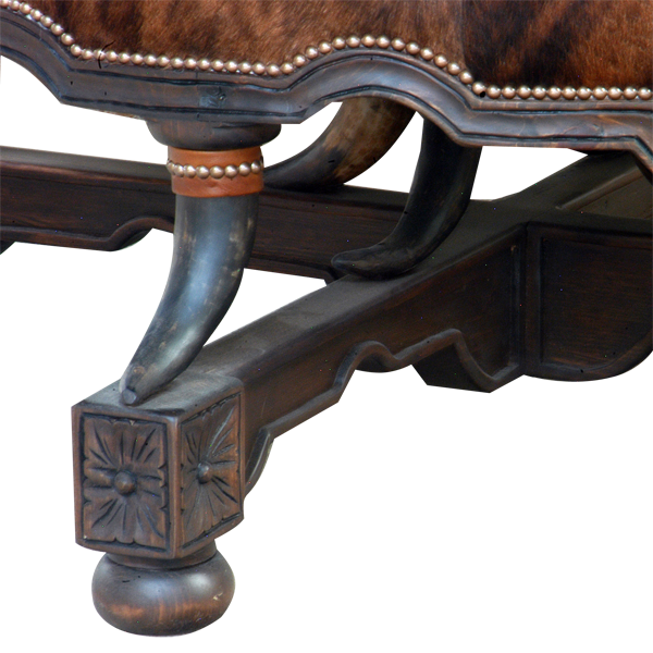 Ottoman Dominante 7 otm13-2 - Jorge Kurczyn Furniture